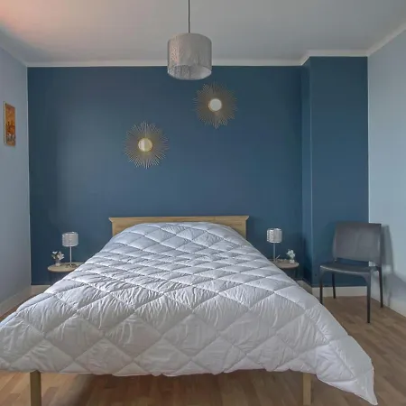 Comfortable Apartment Facing The Museum Arromanches-les-Bains Room photo